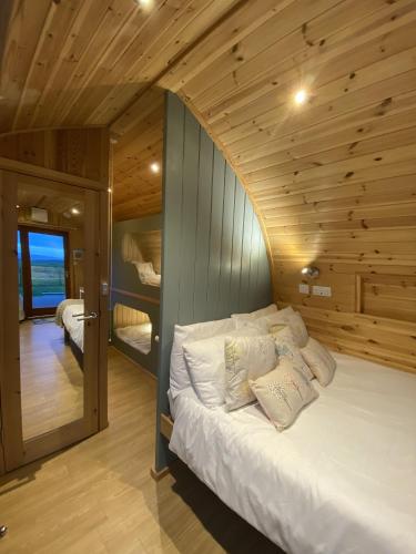 Vista exterior, Cedar Cabin in Hexham