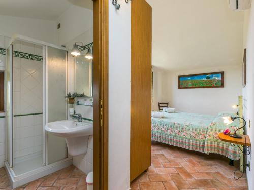 Apartment Montereggi-4 by Interhome in Capraia E Limite