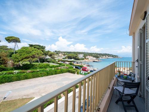 Apartment La Bouee-1 by Interhome in Saramartel