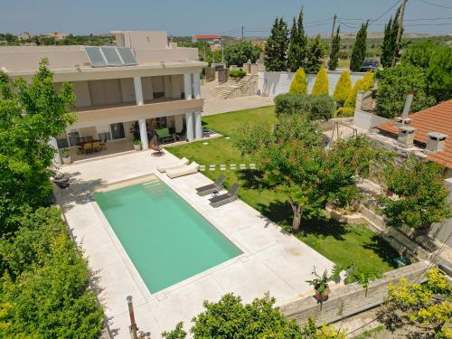 Blue Sky Villa in Crete