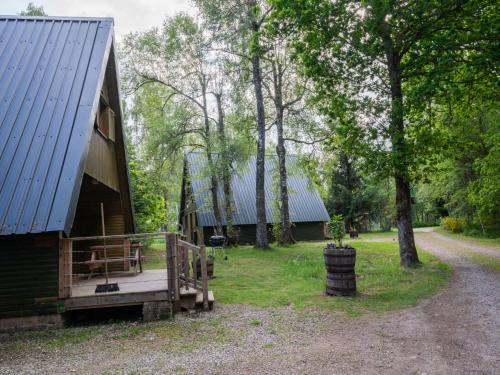 Chalet Rowan Cottage by Interhome