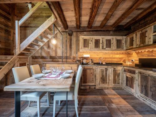 Chalet Les Combes by Interhome