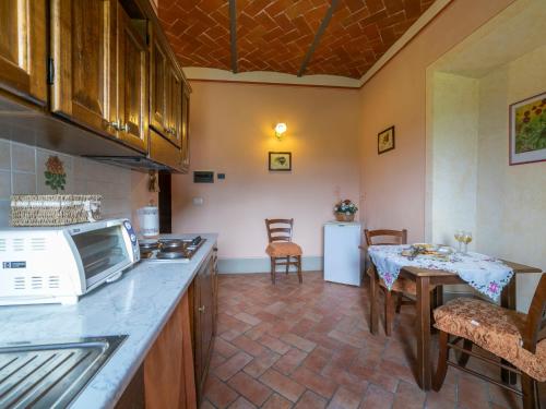 Villa Le Rondini by Interhome in Santa Catarina