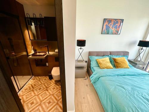 Luxury Central Flat with Stunning Views and Pool