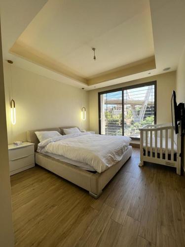 The bridge Residence - image 12