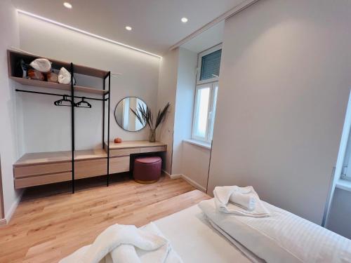 Zeus Design Apartment Schlosspark Schönbrunn, Vienna