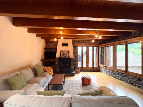 . Casa L'Isard - Vall de Cardós - L'Amfitriona