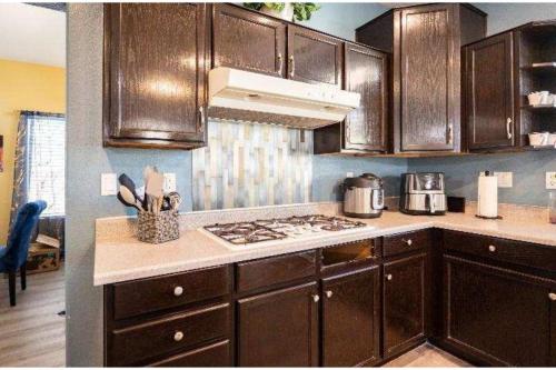 Beautiful 5 bedroom 3 bath home in Las Vegas (NV)