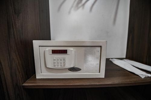 MITANI SUITES Room Type - Standard Double Room