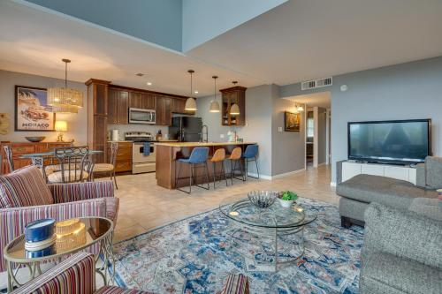 Modern Point Venture Vacation Rental with Deck! in Point Venture, USA