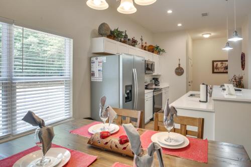 Hot Springs Village Townhome Near Hiking and Golf! in Hot Springs Village, USA