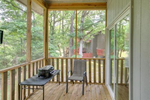 Hot Springs Village Townhome Near Hiking and Golf! in Hot Springs Village, USA