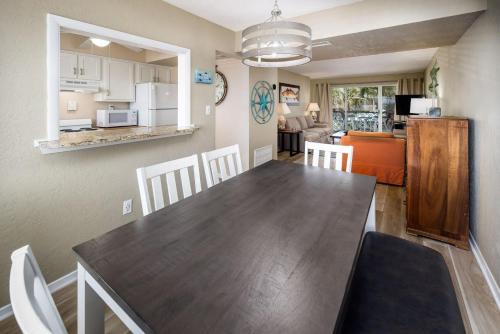 Seaspray Condos 108C - image 3