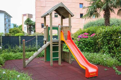 Parque infantil, Hotel Bellavista Locarno in Locarno City Center
