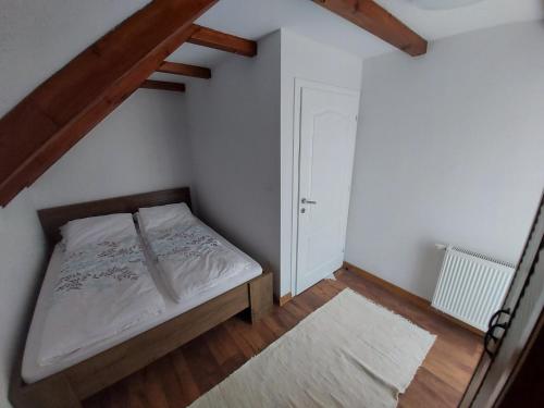 Villa Sara on river Una Villa Sara on river Una