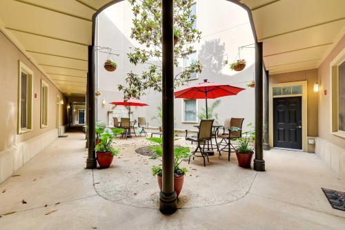 Fayetteville Vacation Rental Near UA Campus in Fayetteville (AR)