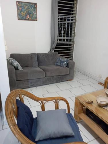 APPARTEMENT 2 CHAMBRES A POINTE A PITRE in Les Abymes
