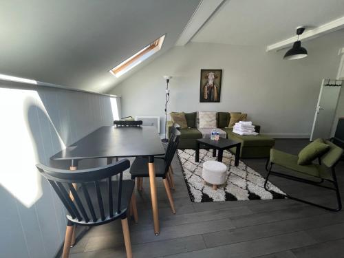 "Le Duplex" Appartement tout confort, hyper centre, avec service premium by PRIMO C0NCIERGERIE