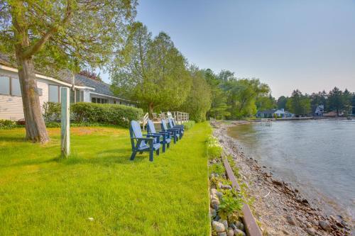 Idyllic Suttons Bay Home, Direct Water Access