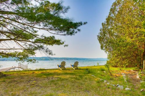 Idyllic Suttons Bay Home, Direct Water Access