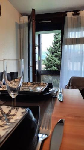 Super appartement Cocooning vu Mont Blanc in سالانشيس