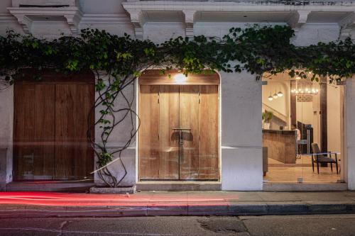 Exterior view, Soy Local Insignia in Cartagena