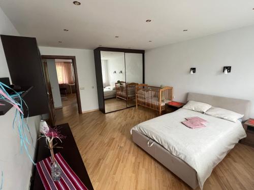 ELE 2 apartamentai