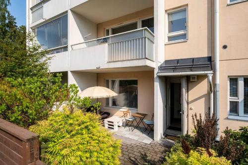 外部景觀, Yksiö saunalla ja patiolla (Yksio saunalla ja patiolla) in 鮑渥