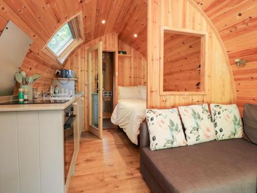 Hotellet från utsidan, Homewood Pod in Forton
