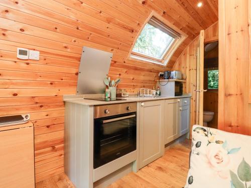 Hotellet från utsidan, Homewood Pod in Forton
