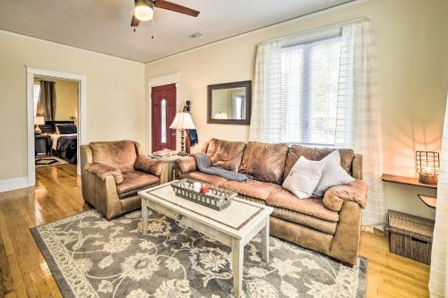 Centrally Located Richmond Home with Yard and Patio in Richmond, USA