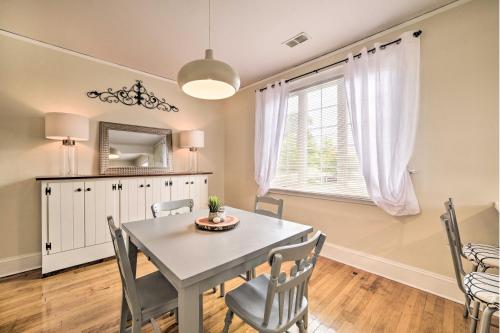 Centrally Located Richmond Home with Yard and Patio in Richmond, USA