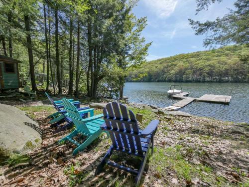 Nearby Private Lakefront with Hot Tub Fire Pit and Dock image