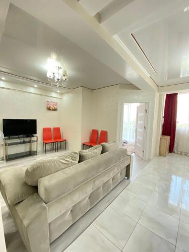 Two Bedroom Large Apartment in Chisinau