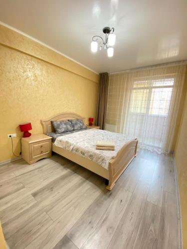 B&B Chişinău - Two Bedroom Large Apartment in Chisinau - Bed and Breakfast Chişinău