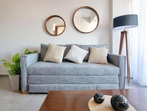Lovely 2-bedroom apartment w/excellent location