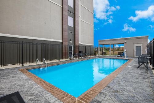La Quinta Inn & Suites by Wyndham Sulphur (Lake Charles) in Sulphur (LA)