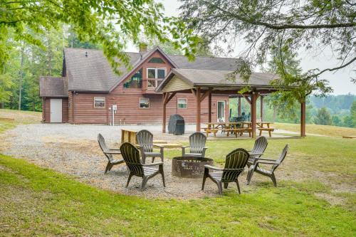 3-Acre Benezette Cabin with Hot Tub, Grill and Mtn View