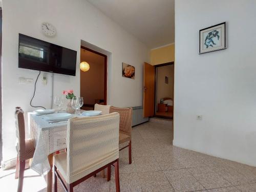 Two-Bedroom Apartment image 7