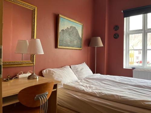 Mánagisting Guesthouse - image 11