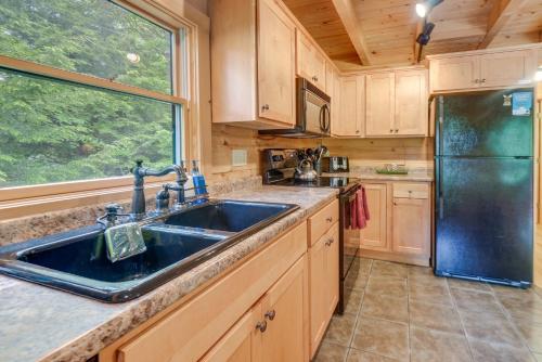 Updated Log Cabin Near Story Land and Dianas Baths! - image 12
