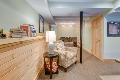 Updated Log Cabin Near Story Land and Dianas Baths! - image 39