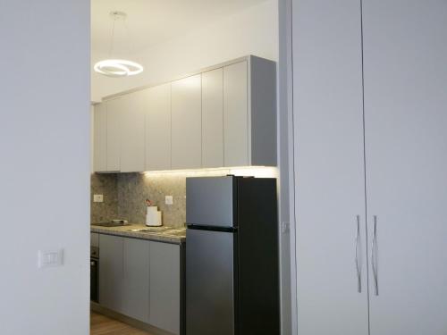 Comfy Studio at 'Mangalem21 Complex' Parking-WiFi-AC-View, Tirana (photo 7)