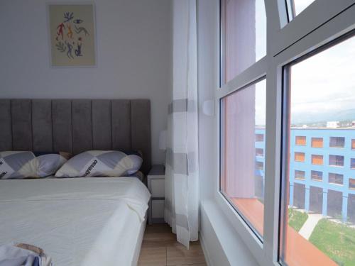 Comfy Studio at 'Mangalem21 Complex' Parking-WiFi-AC-View, Tirana (photo 10)