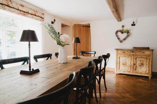 Lodge Cottage, Castleton