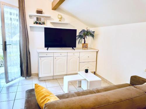 B&B Thonon-les-Bains - Appartement L'Annexe City - 3 étoiles - Bed and Breakfast Thonon-les-Bains