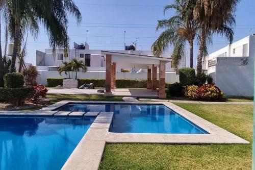 . Casa cerca de ex hacienda temixco