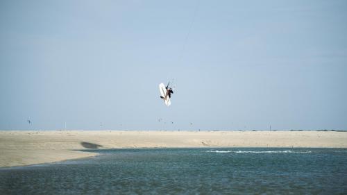 Chalé Ingrid Ar condicionado Pousada 35knots Brasil