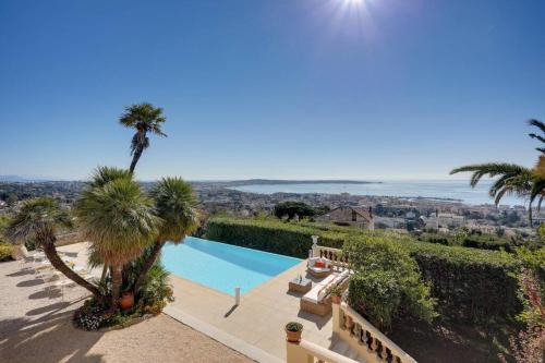 Bastide XVIIIe avec vue mer panoramique