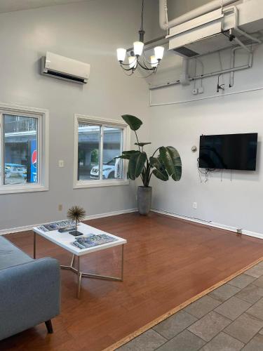 Grand Beach Inn in โอลด์ออร์ชาร์ดบีช (เมน)